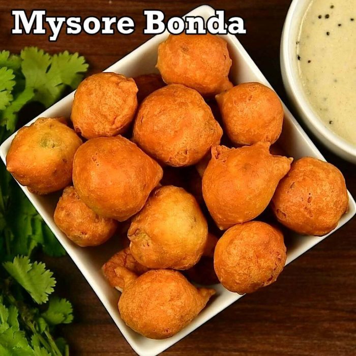 Read more about the article Mysore Bonda Recipe | மைசூர் போண்டா | Mysore Bonda in Tamil | Easy Bonda recipe